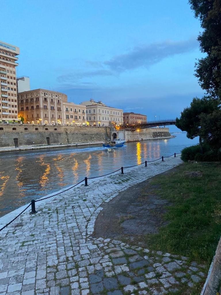 Holiday Patrizia'S Home San Giorgio Ionico Εξωτερικό φωτογραφία